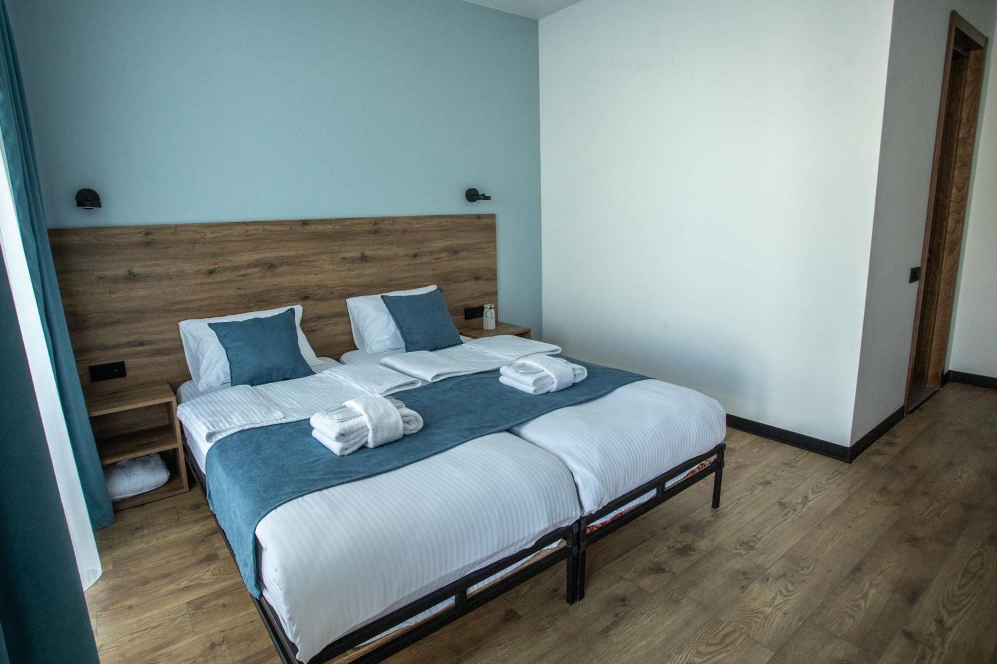 Kazbegi Hotel Grand View Bagian luar foto