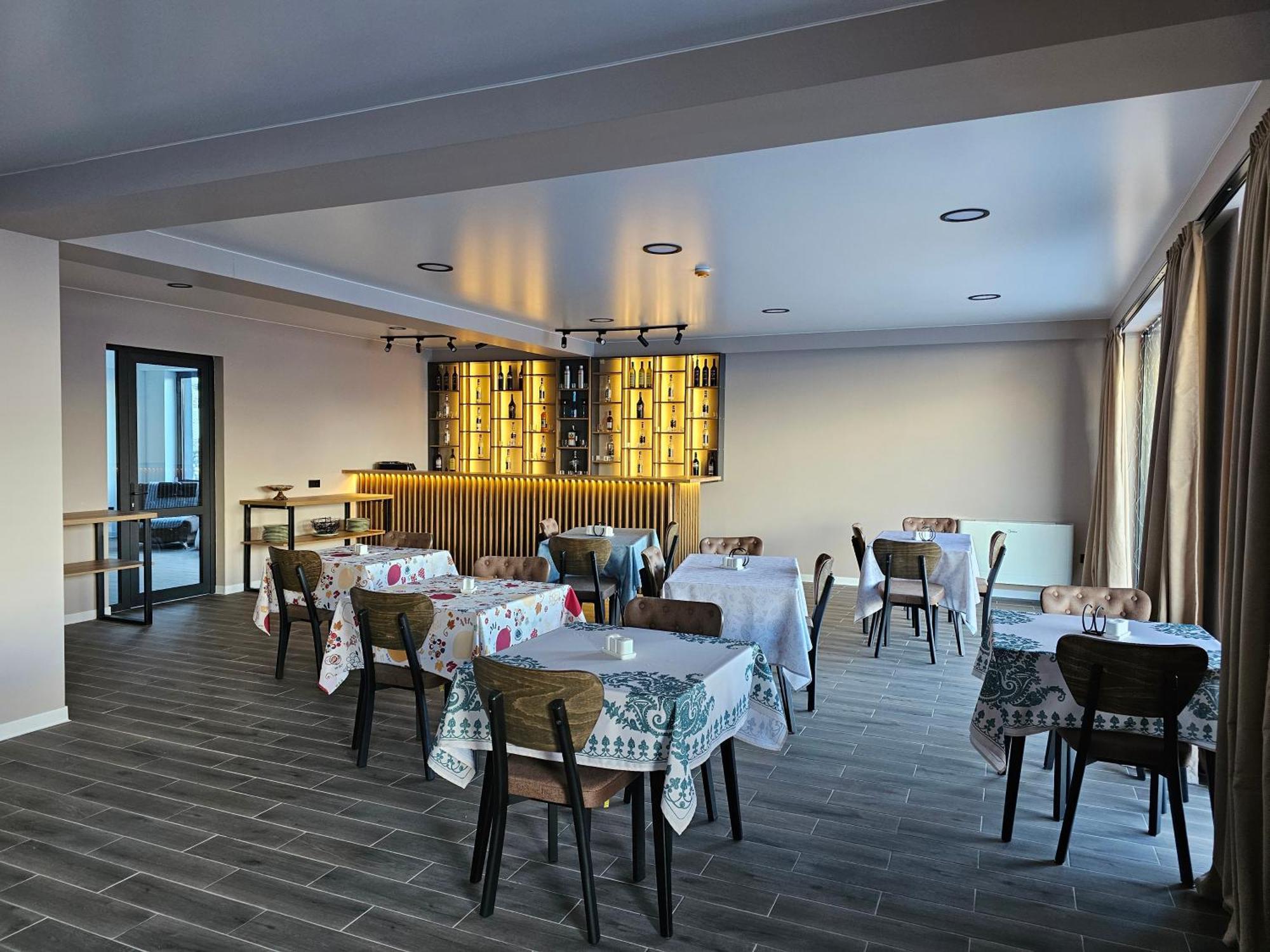 Kazbegi Hotel Grand View Bagian luar foto