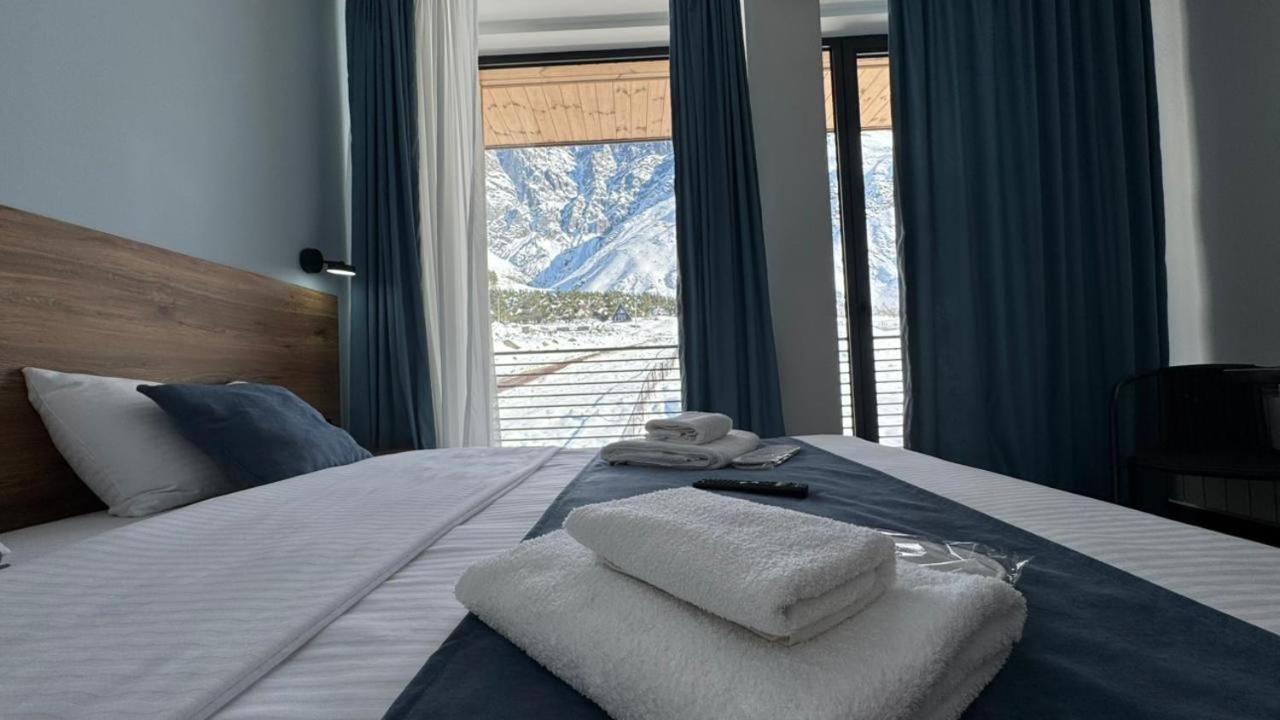 Kazbegi Hotel Grand View Bagian luar foto