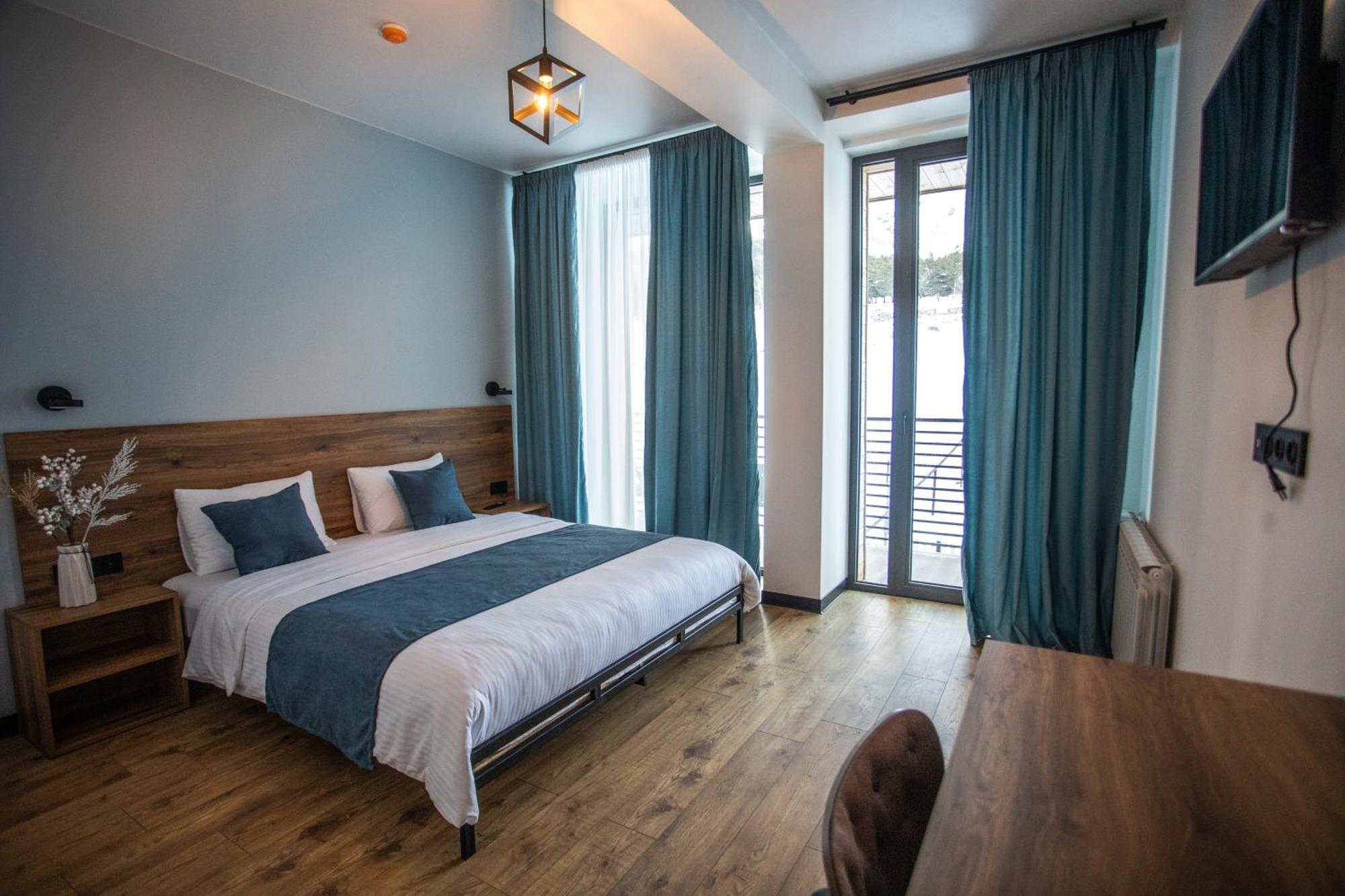 Kazbegi Hotel Grand View Bagian luar foto