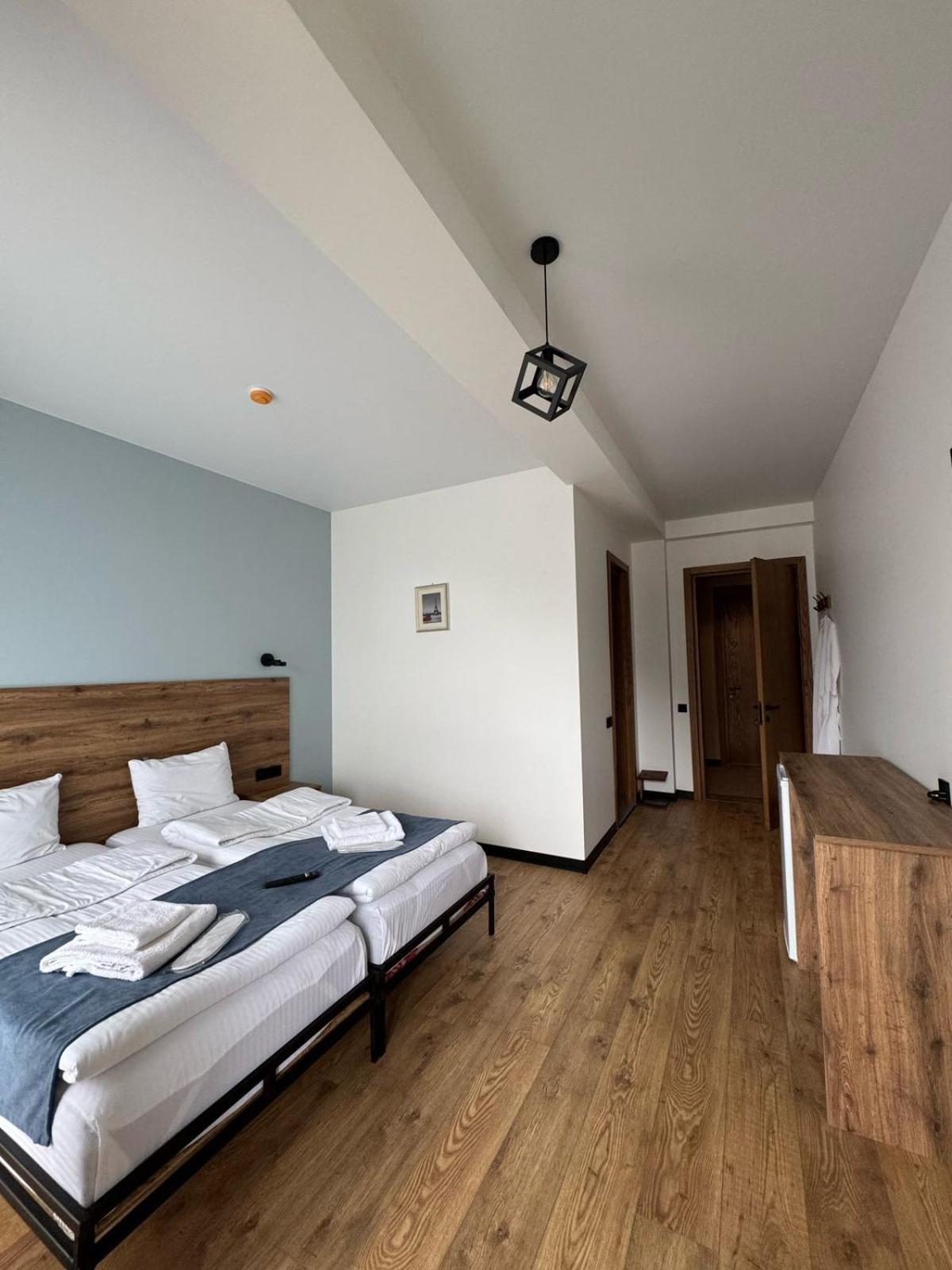 Kazbegi Hotel Grand View Bagian luar foto