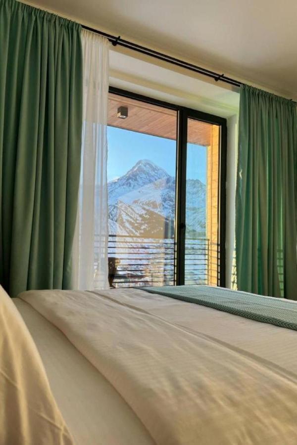 Kazbegi Hotel Grand View Bagian luar foto